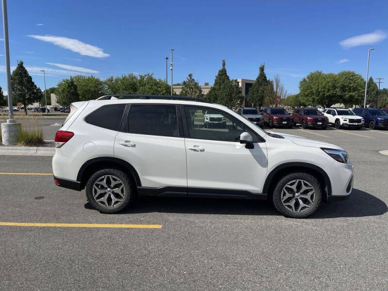 2020 Subaru Forester Premium
