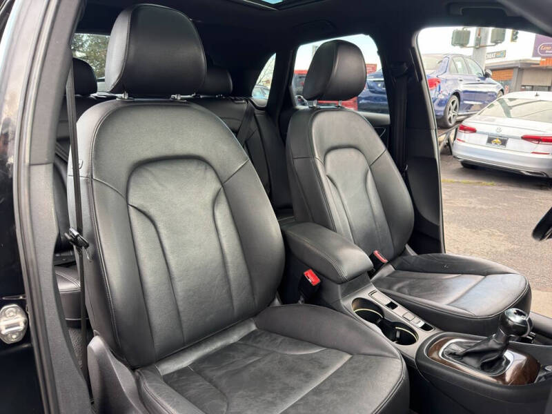 2016 Audi Q3 2.0T quattro Premium Plus