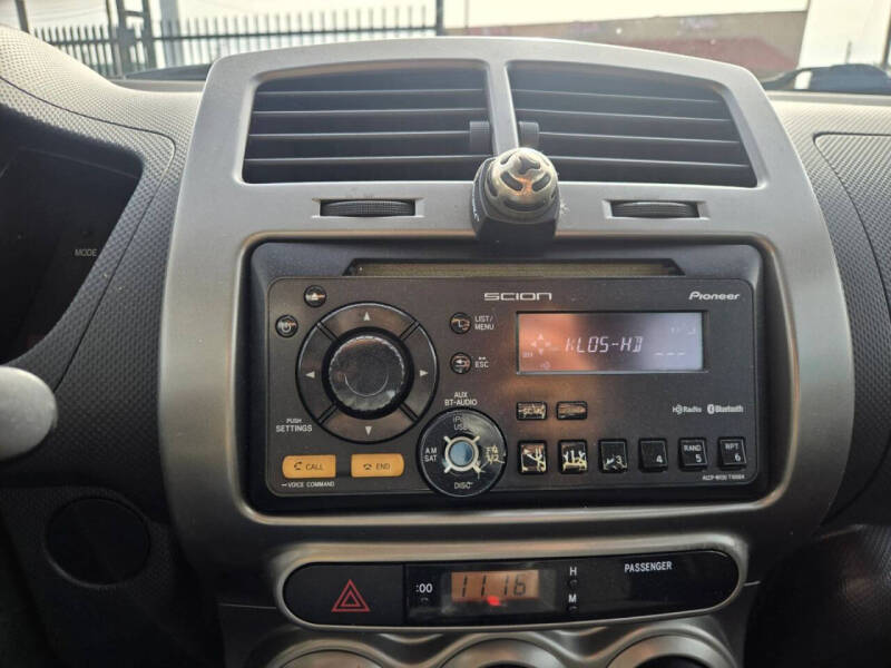 2013 Scion xD