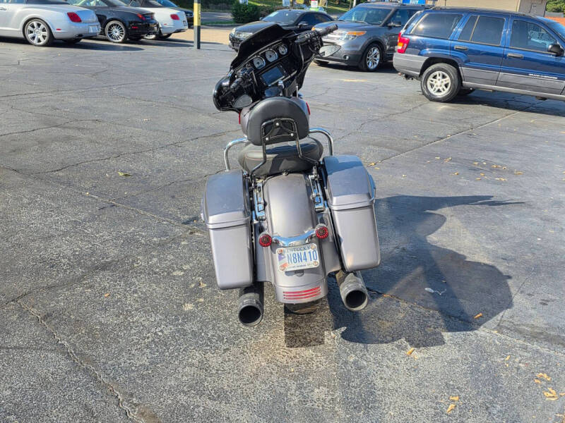 2017 Harley-Davidson Street Glide