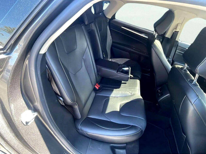 2020 Ford Fusion Energi Titanium