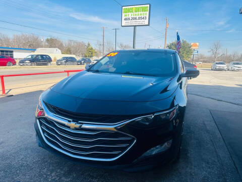 2020 Chevrolet Malibu for sale at Shock Motors in Garland TX