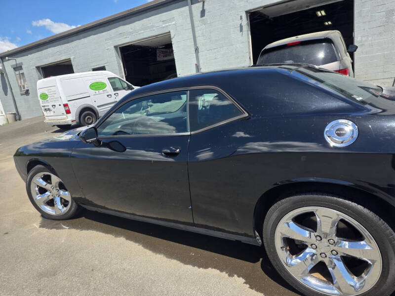 2012 Dodge Challenger SXT