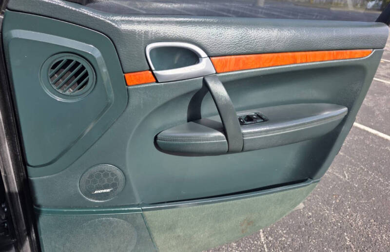 2005 Porsche Cayenne S