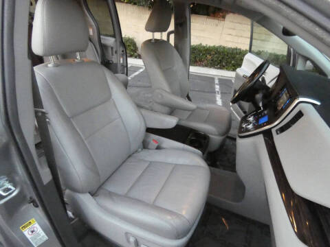 2015 Toyota Sienna