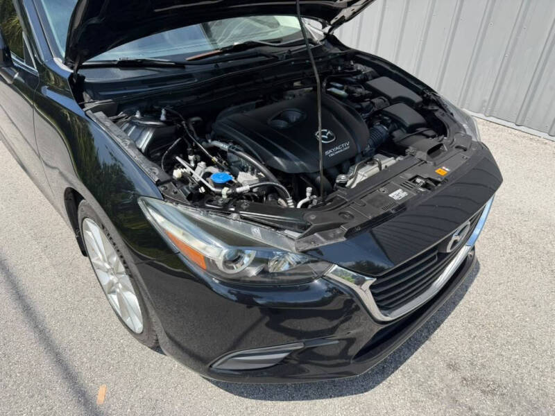 2017 Mazda MAZDA3 Touring