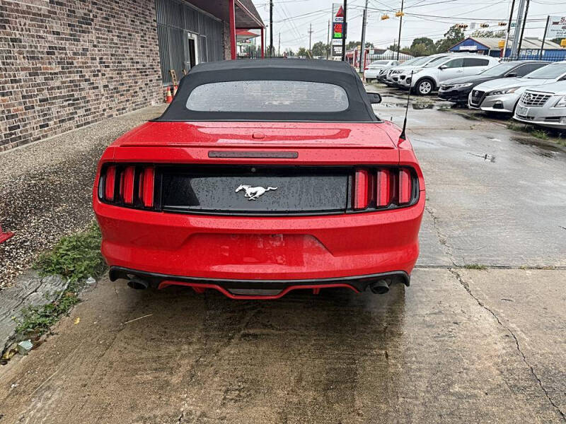 2017 Ford Mustang EcoBoost Premium
