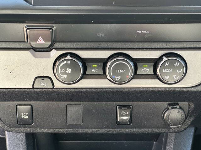 2019 Toyota Tacoma SR