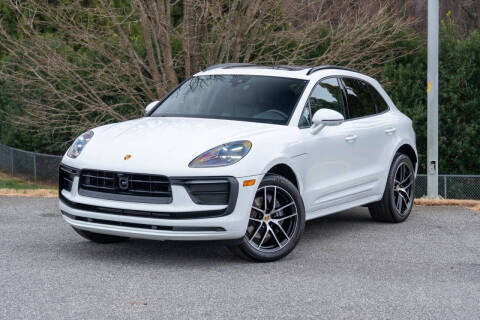 2025 Porsche Macan