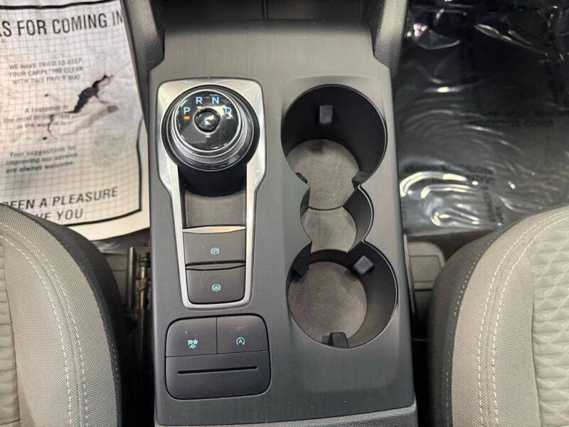 2021 Ford Escape SE