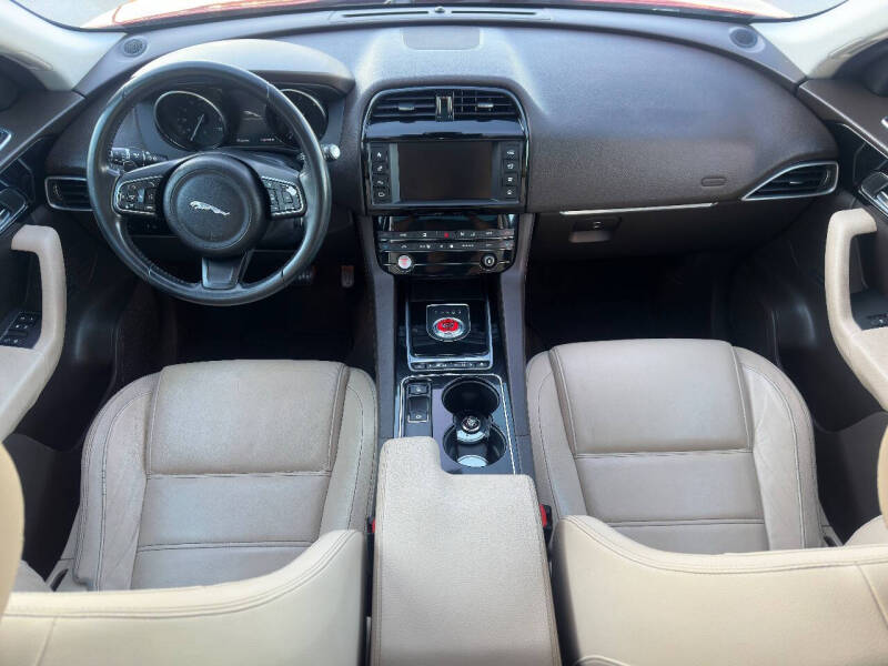 2017 Jaguar F-PACE 20d Prestige