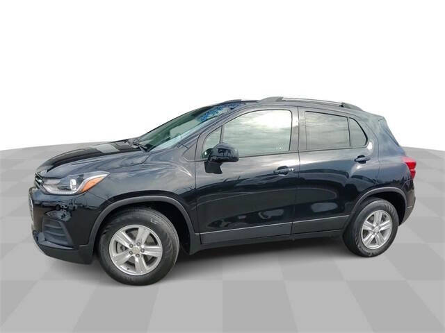 2022 Chevrolet Trax for sale at Bowman Auto Center in Clarkston, MI