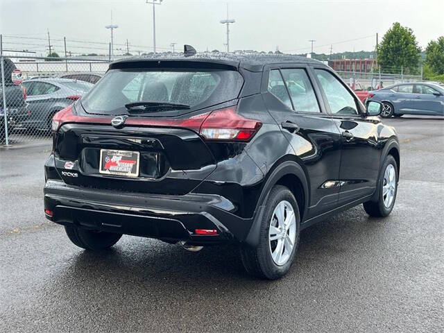 2025 Nissan Kicks Play S