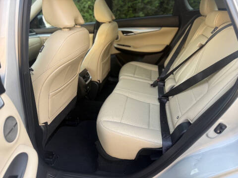 2019 Infiniti QX50 Essential