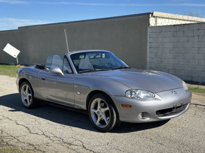 2003 Mazda MX-5 Miata