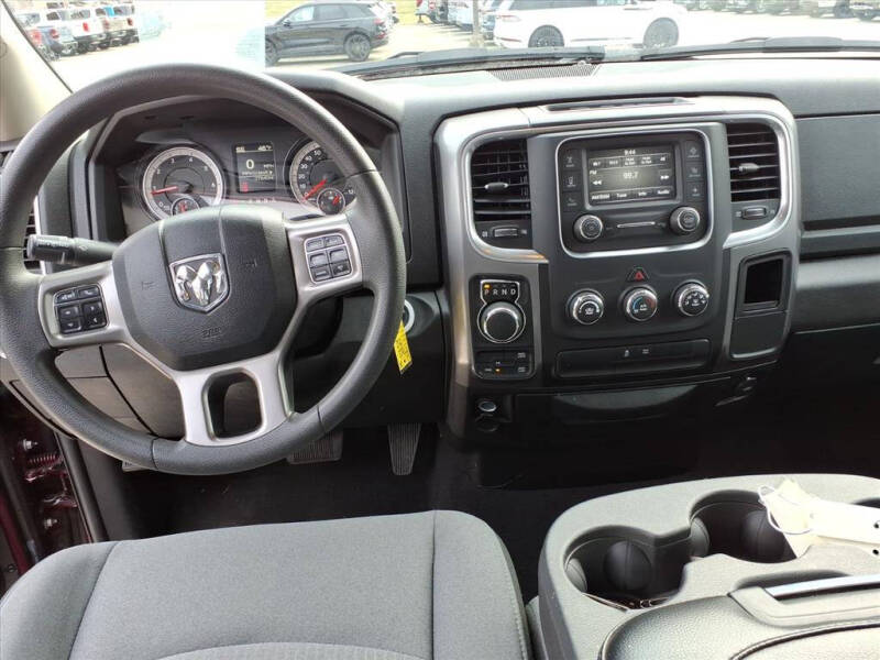 2024 RAM 1500 Classic SLT