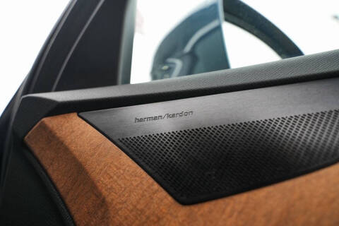 2023 Volvo XC90 B6 Plus Bright Theme 7P