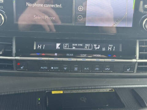 2022 Toyota Sienna XSE 7-Passenger