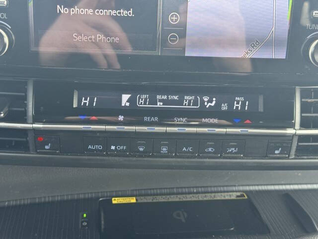 2022 Toyota Sienna XSE 7-Passenger