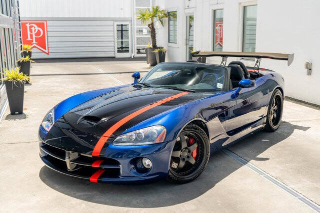 2005 Dodge Viper SRT-10