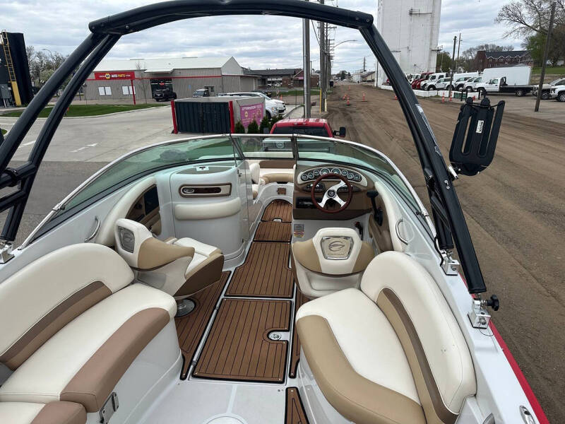 2013 Crownline E260 XS