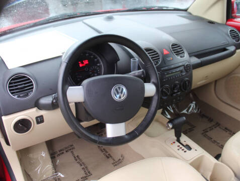 2008 Volkswagen New Beetle Convertible SE