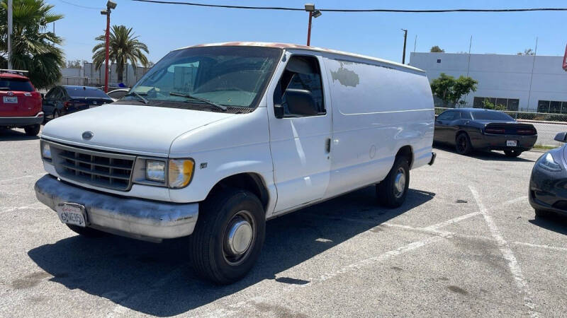 2004 Ford E-Series