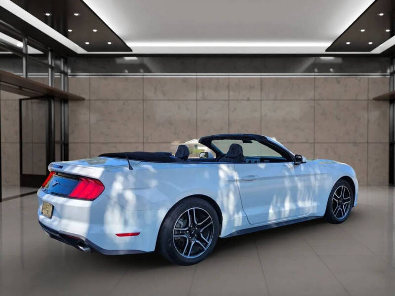 2021 Ford Mustang EcoBoost Premium