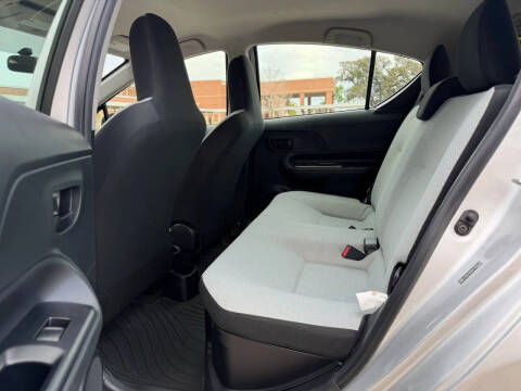 2015 Toyota Prius c