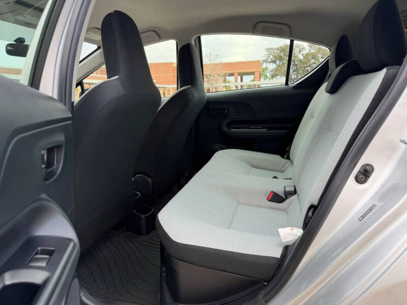 2015 Toyota Prius c