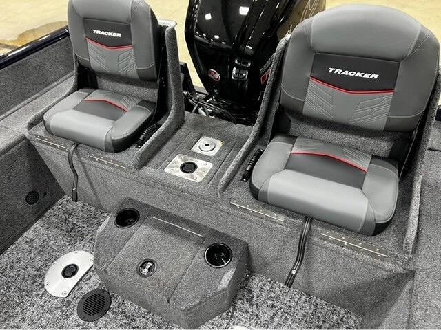 2026 Tracker Pro Guide V-175 Combo