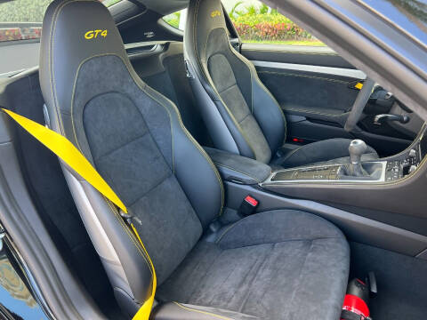 2021 Porsche 718 Cayman GT4