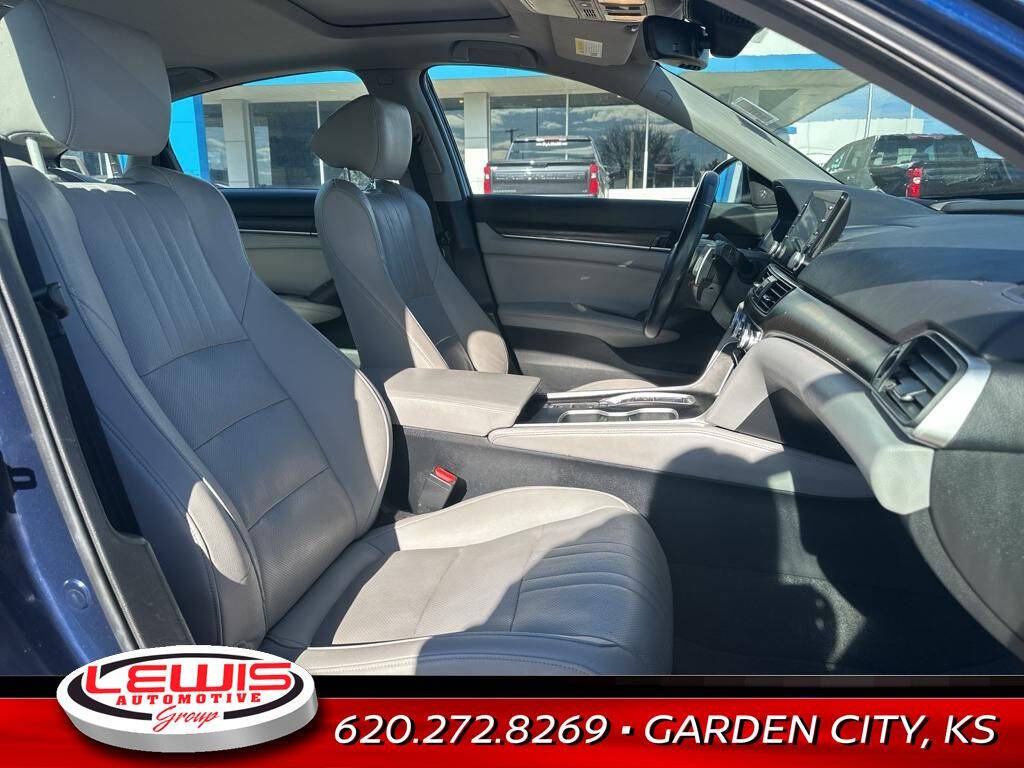 2019 Honda Accord Hybrid for sale at Lewis Chevrolet of Garden City in Garden City, KS