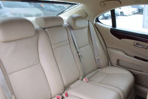 2007 Lexus LS 460