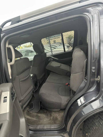 2011 Nissan Pathfinder S