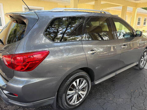 2017 Nissan Pathfinder S