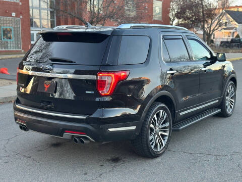 2018 Ford Explorer Platinum
