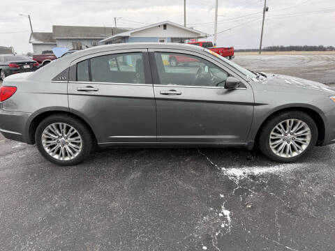 2013 Chrysler 200 LX