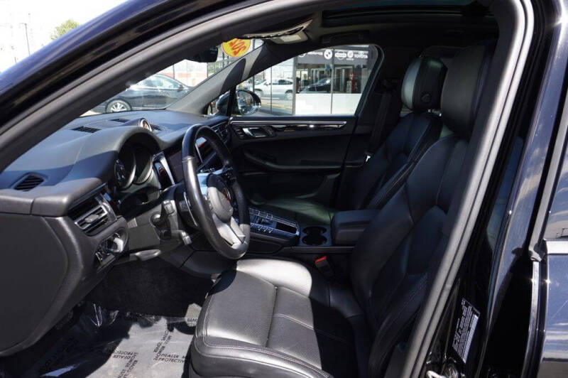 2021 Porsche Macan
