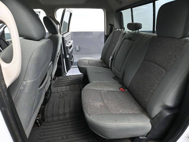 2017 RAM 1500 SLT