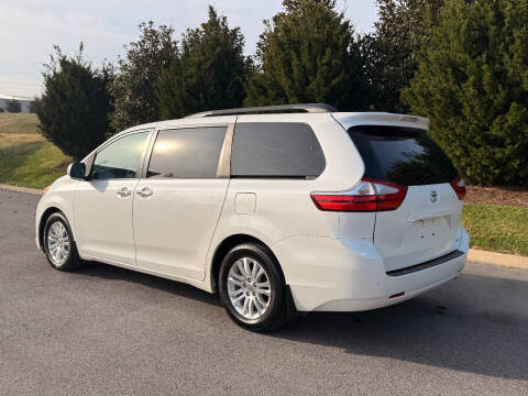 2017 Toyota Sienna Limited 7-Passenger