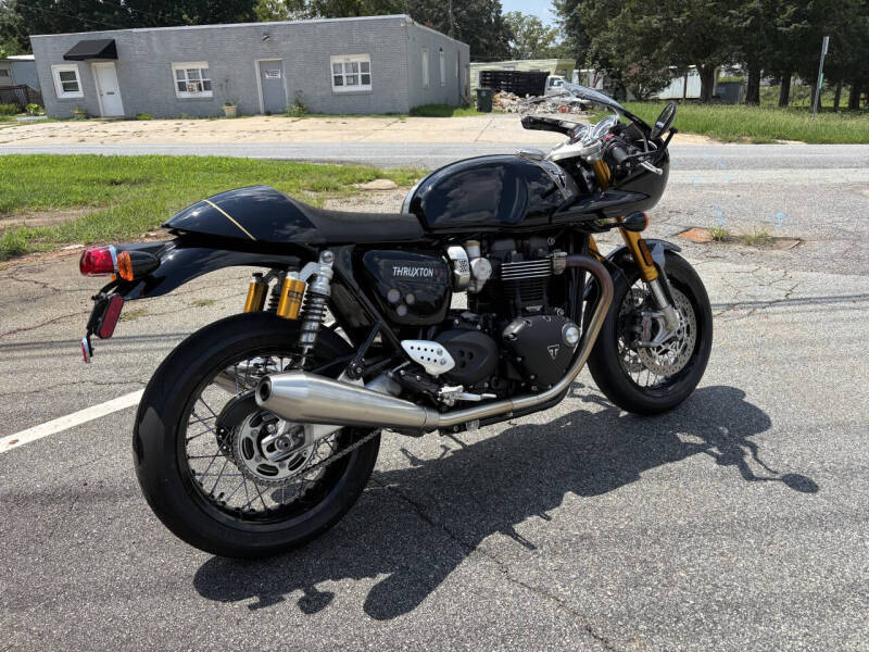 2024 Triumph Thruxton
