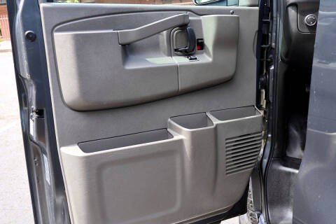 2017 Chevrolet Express 3500