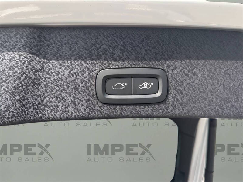 2023 Volvo C40 Recharge Twin Ultimate