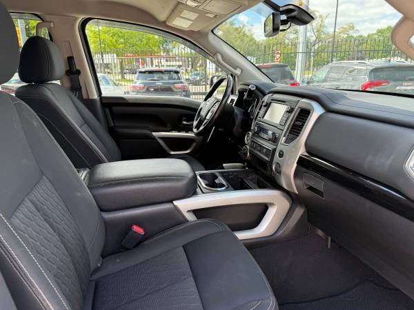 Used 2018 Nissan Titan SV with VIN 1N6AA1E50JN510619 for sale in Detroit, MI