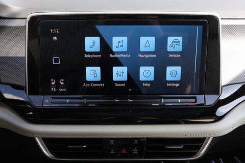 2025 Volkswagen Atlas Cross Sport SEL Premium R-Line 4Motion