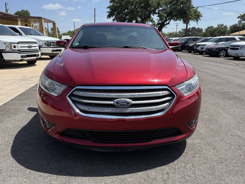 2017 Ford Taurus SEL