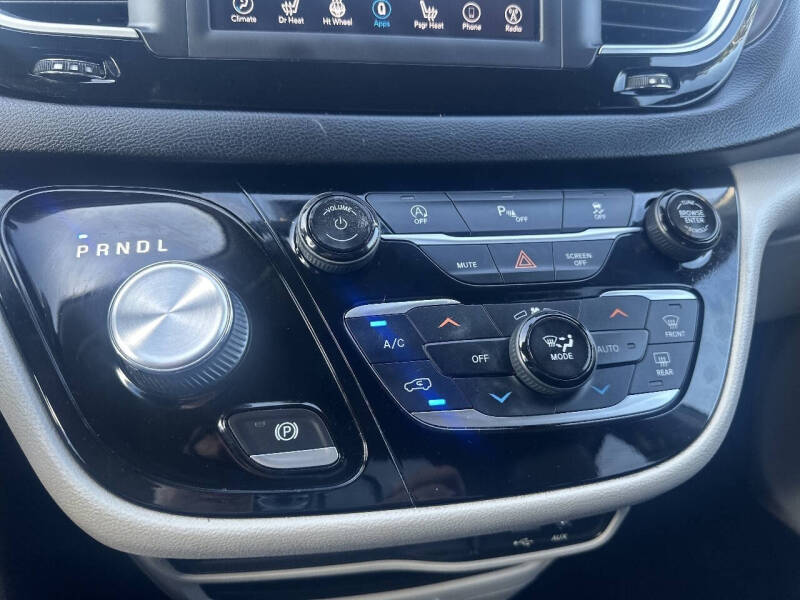 2019 Chrysler Pacifica Touring L