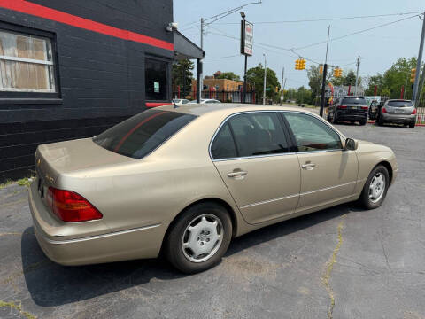 2002 Lexus LS 430