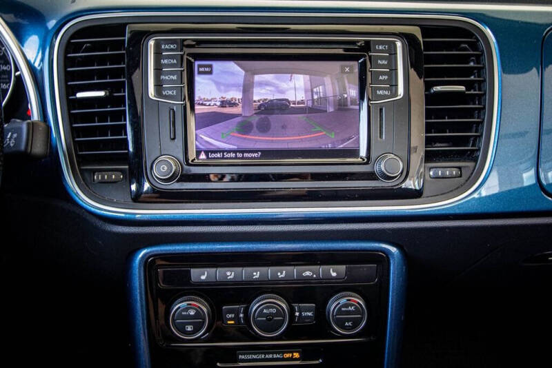 2019 Volkswagen Beetle Convertible 2.0T SE